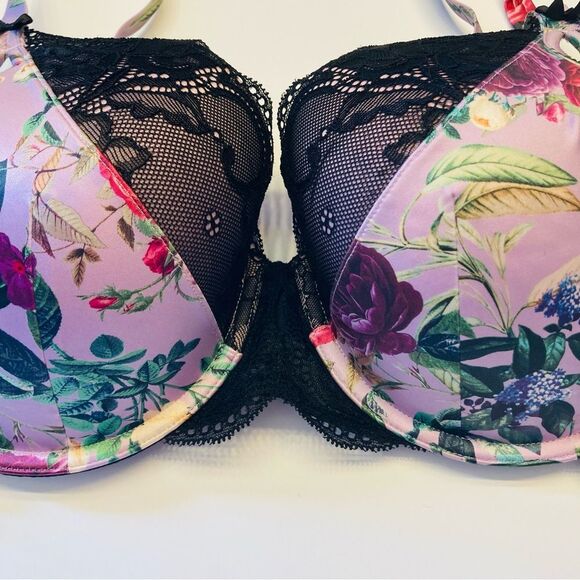 Torrid Curve Lightly Lined T-Shirt Bra Plus Size 42B Black Lace Multi Floral - Picture 2 of 7